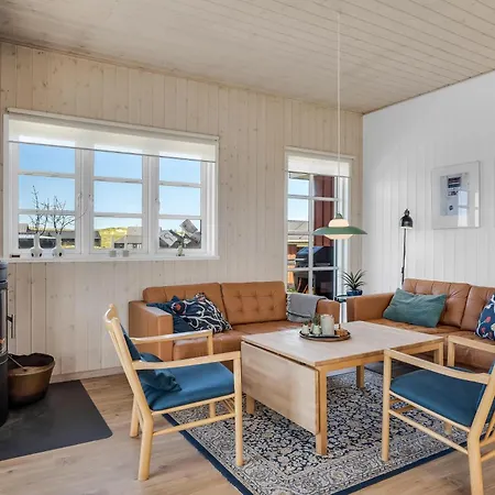 Beautiful Wooden House In Lovely Vrist Sj666 Feriehus *