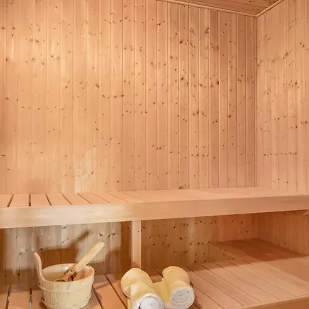Beautiful Wooden House In Lovely Vrist Sj666 Harboør