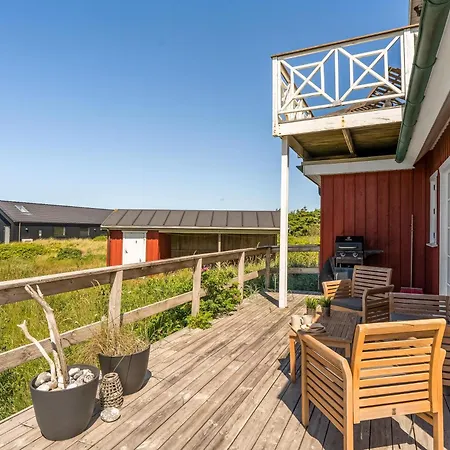 Beautiful Wooden House In Lovely Vrist Sj666 Feriehus *