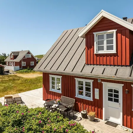 Feriehus Beautiful Wooden House In Lovely Vrist Sj666 *